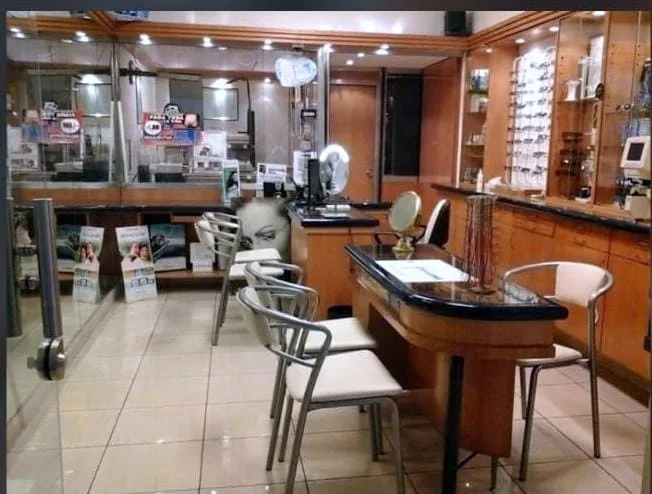Visión Nítida a Todas las Distancias: Cerca, Intermedia y Lejos